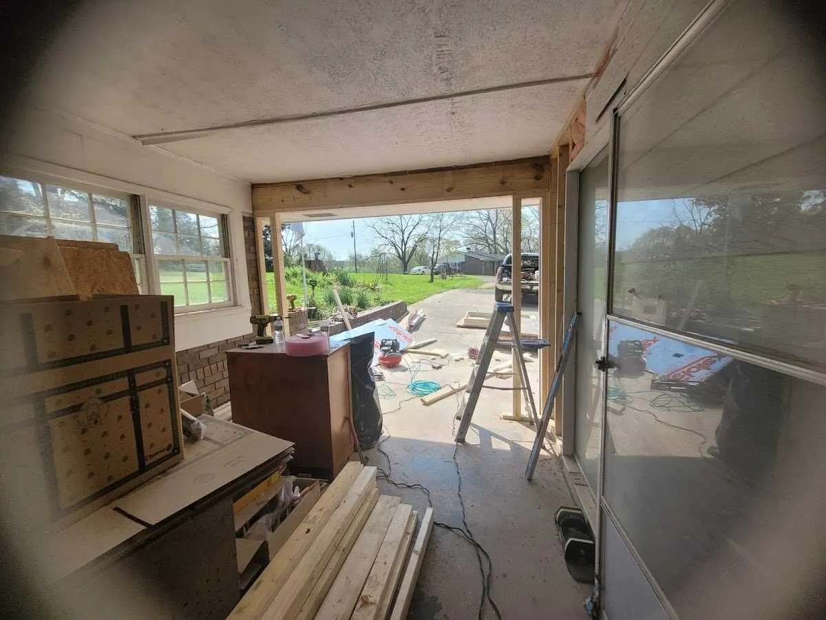 Air movers and dehumidifier for Drying & Dehumidification in West Plains